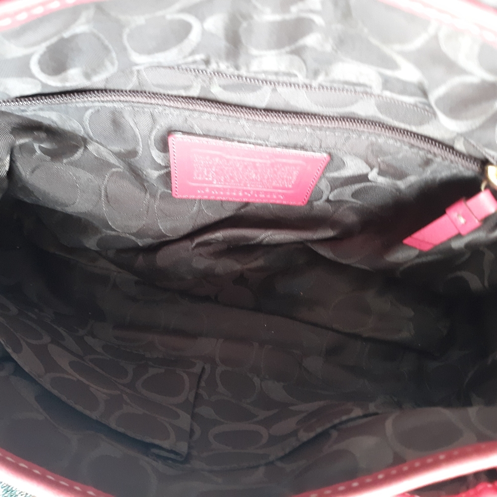 Authentic Coach Handbag - Picture 10 of 10